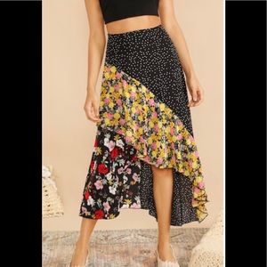 Cut and sew polka dot & Floral Asymmetric Skirt